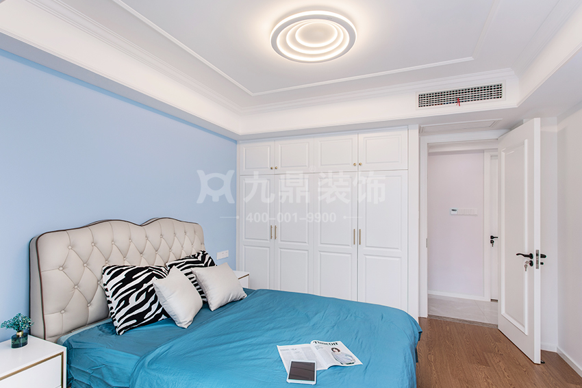 卧室.jpg 卧室.jpg